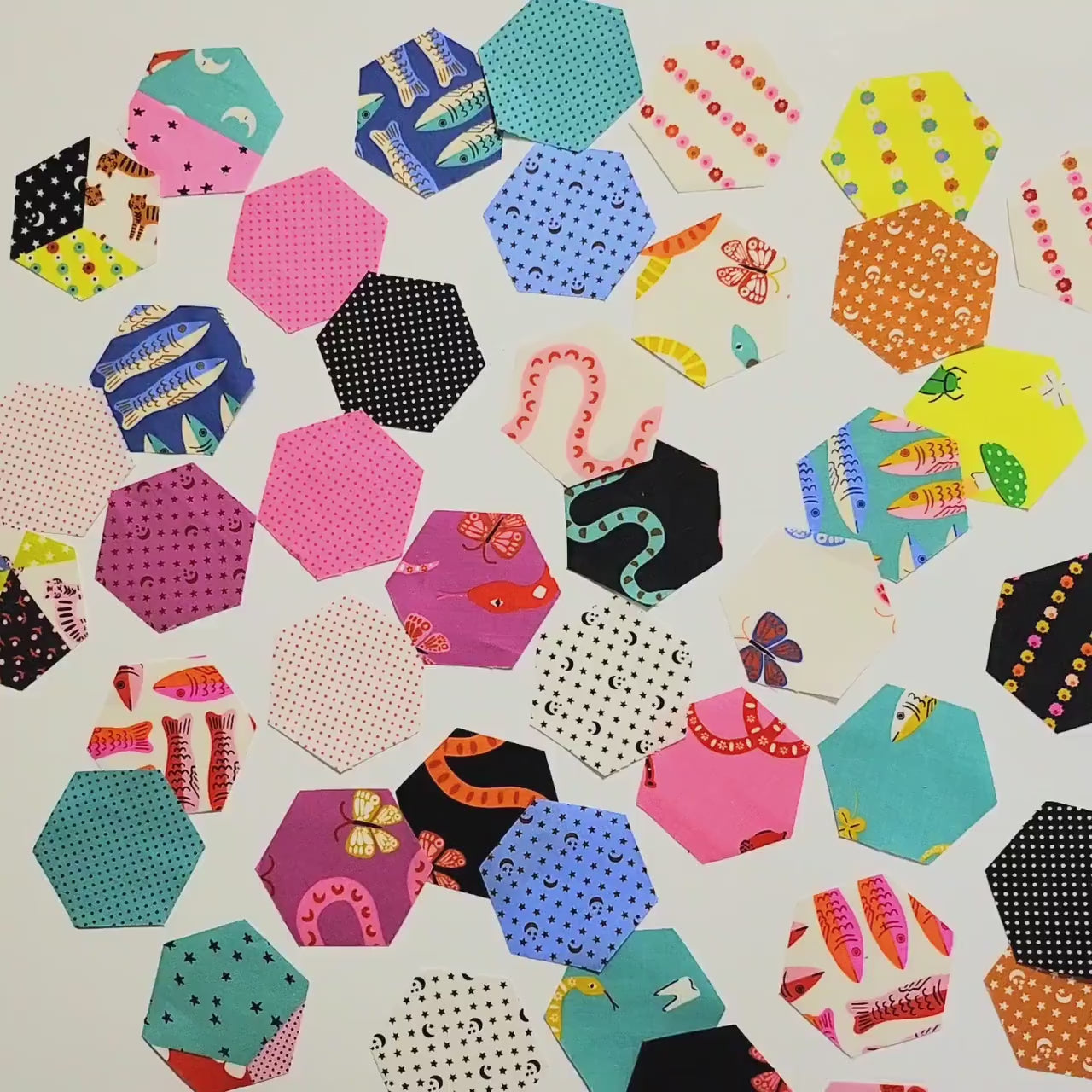 Ruby Star Society Hexies Kit: Ooh Lucky Fabric, 1-inch Precut + Paper (42pcs)
