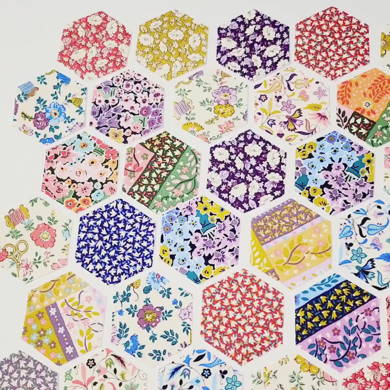 EPP Liberty Fabrics Hexies for English Paper Piecing: Tudor Celebration 1-inch Hexagons + Paper Templates 42Pcs